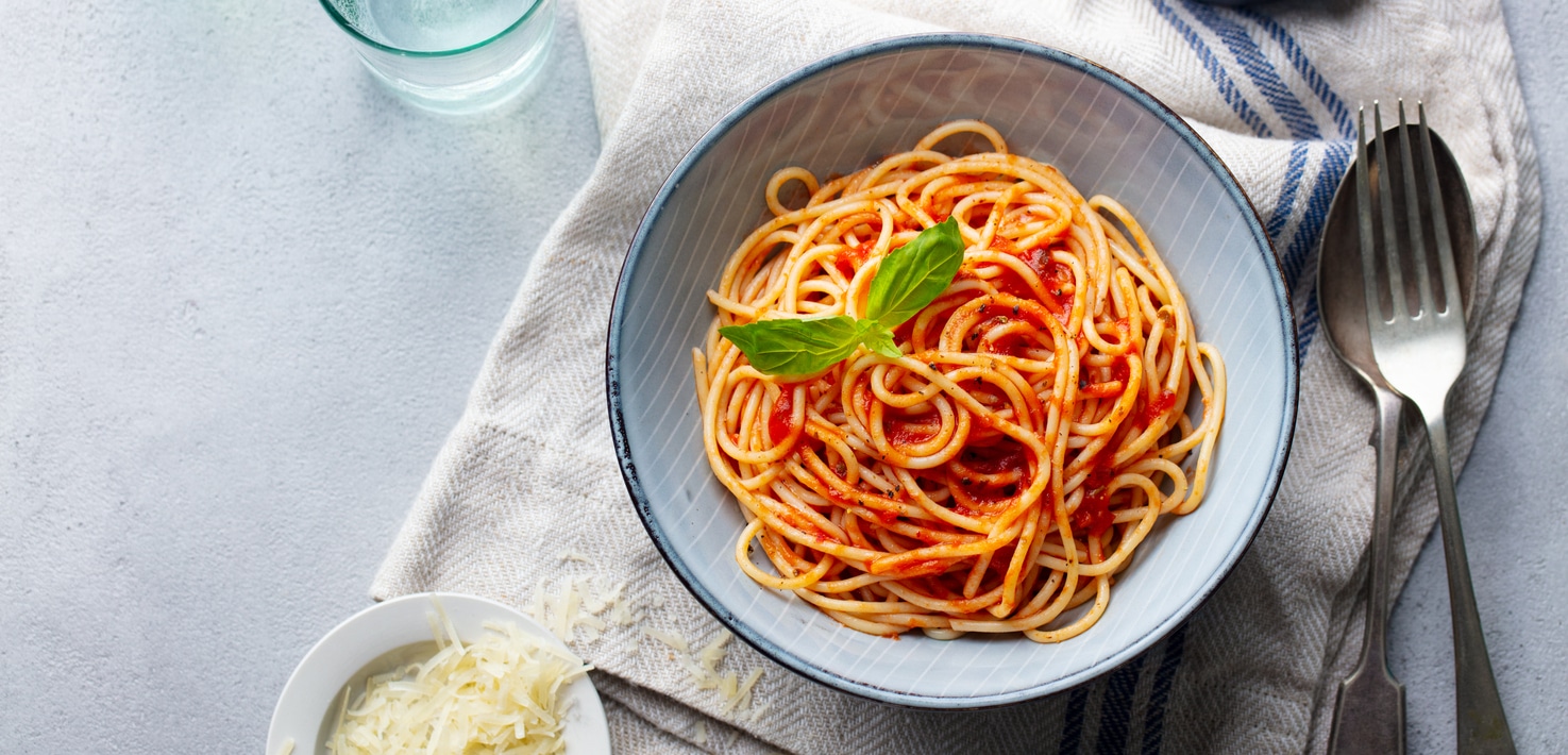 Spaghetti mit Tomatensauce Rezept