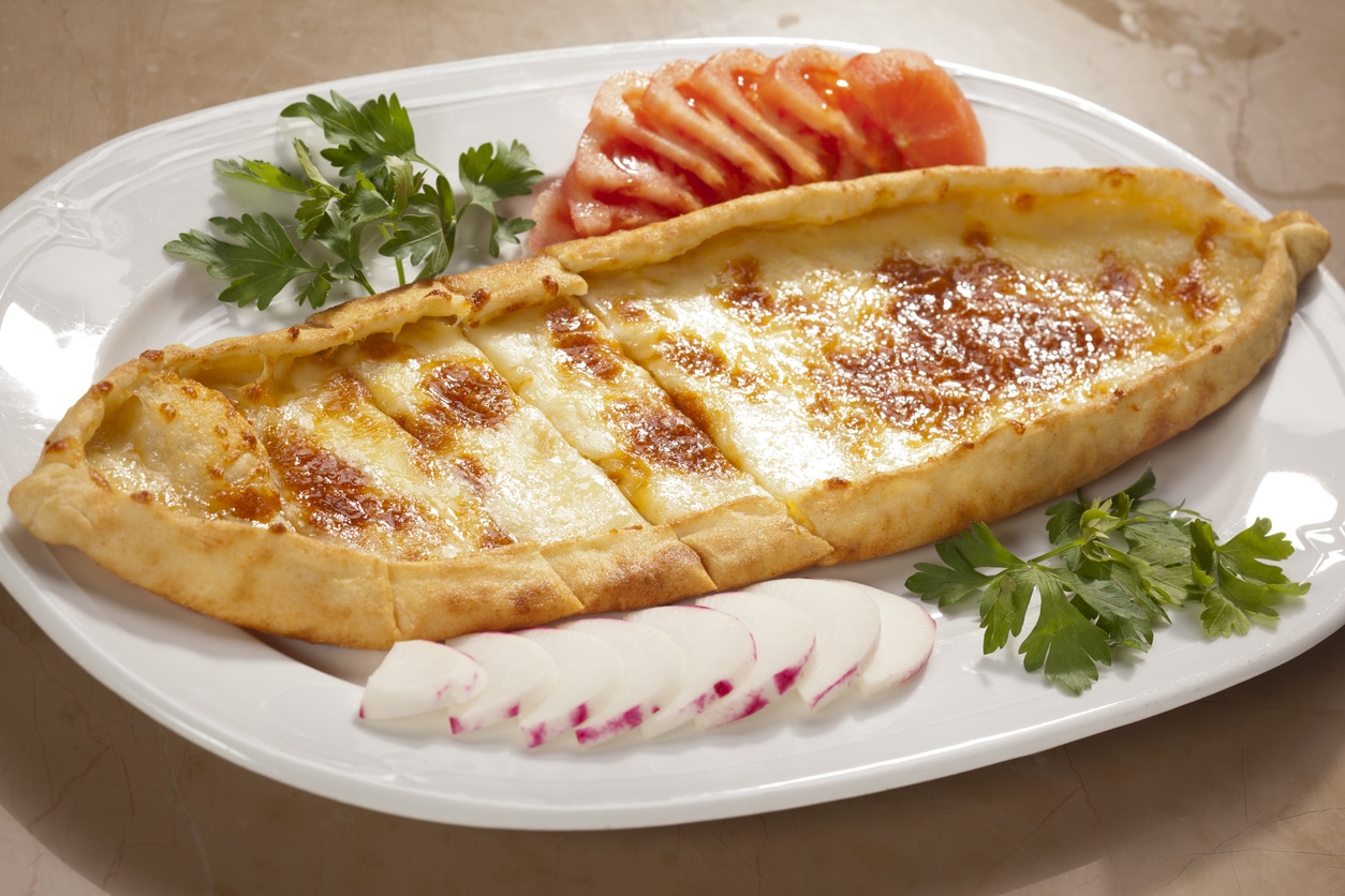 Kaşarlı Pide Rezept